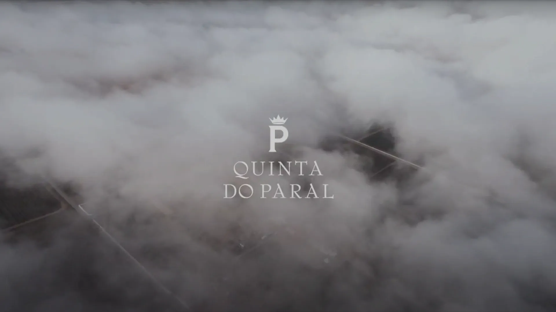 cover of video with sequences of images that tells the story of quinta do paral